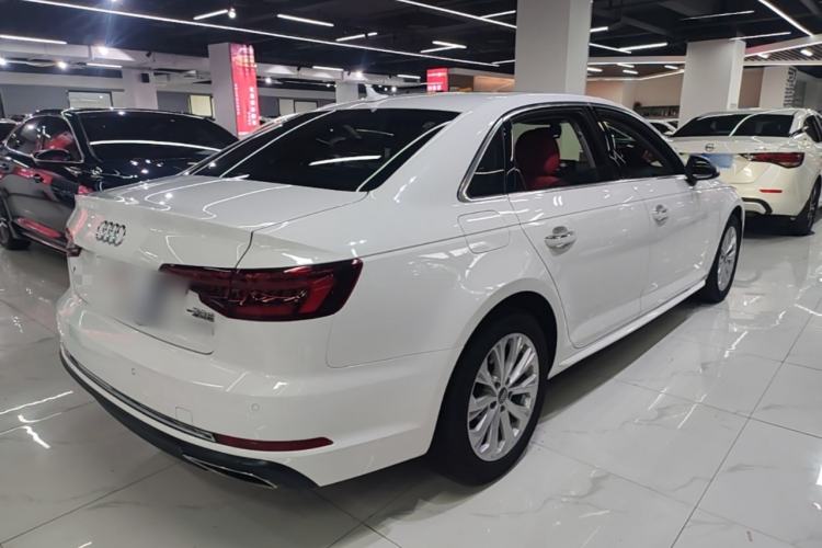 Used Audi A4L 2018 30th Anniversary Edition 40 TFSI Trendy Model Rear Right 45 Deg