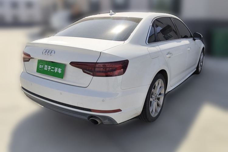 Used Audi A4L 2018 30th Anniversary Edition 40 TFSI Fashion Model Rear Right 45 Deg