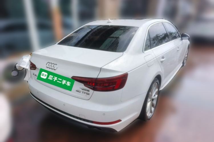 Used Audi A4L 2018 30th Anniversary Edition 40 TFSI Fashion Model Rear Right 45 Deg