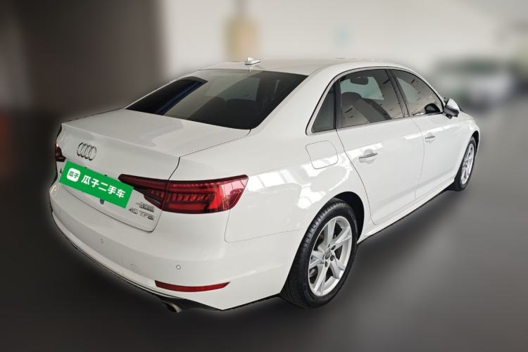 Used Audi A4L 2018 30th Anniversary Edition 40 TFSI Trendy Model Rear Right 45 Deg