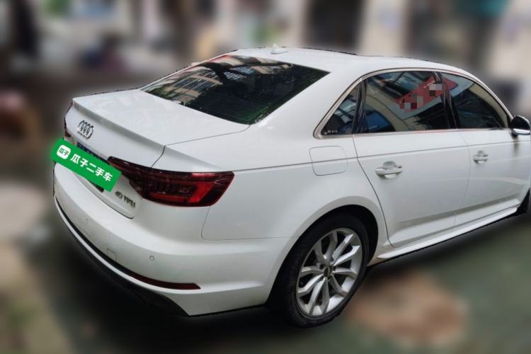 Used Audi A4L 2018 30th Anniversary Edition 40 TFSI Fashion Model Rear Right 45 Deg