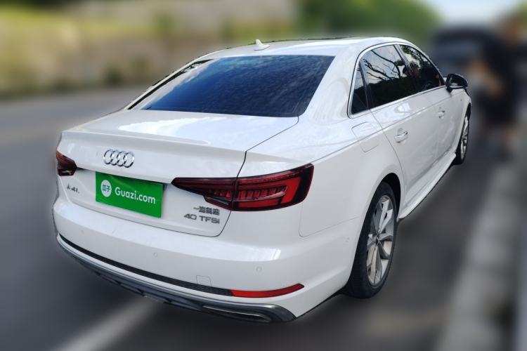 Used Audi A4L 2018 30th Anniversary Edition 40 TFSI Fashion Model Rear Right 45 Deg