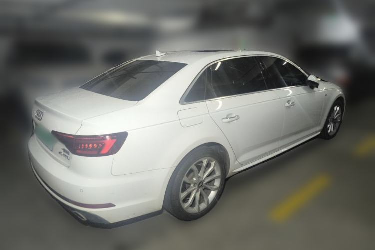 Used Audi A4L 2018 30th Anniversary Edition 40 TFSI Fashion Model Rear Right 45 Deg