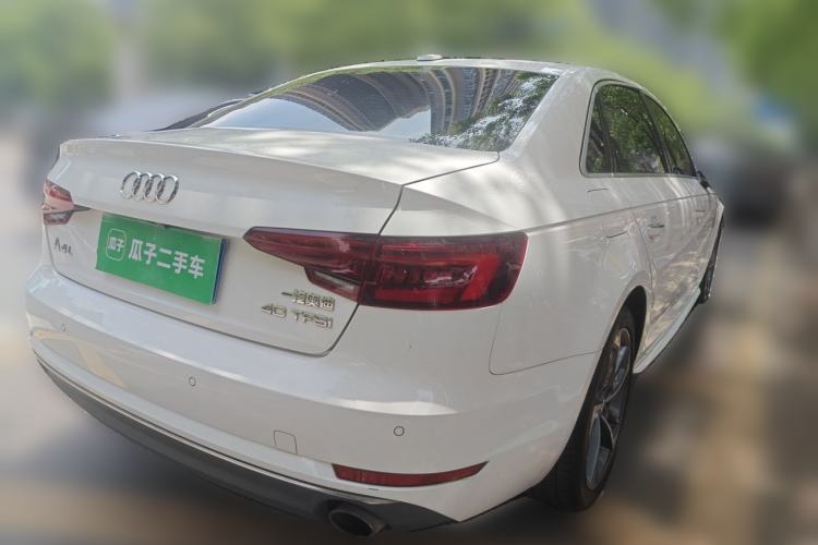 Used Audi A4L 2018 30th Anniversary Edition 40 TFSI Trendy Model Rear Right 45 Deg