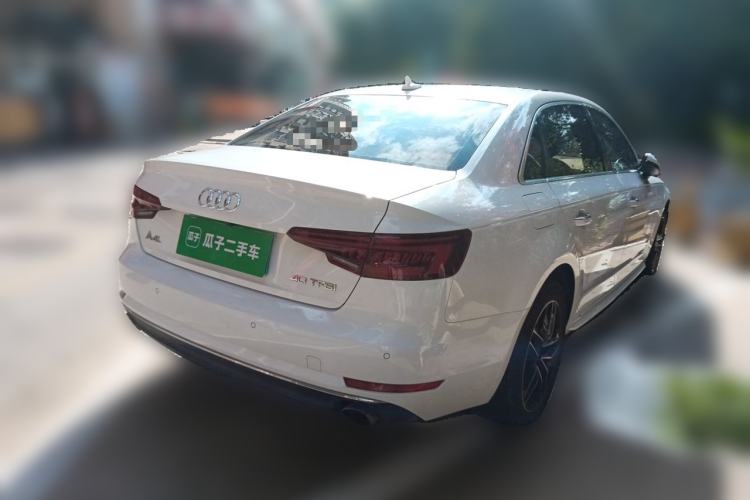 Used Audi A4L 2018 30th Anniversary Edition 40 TFSI Trendy Model Rear Right 45 Deg