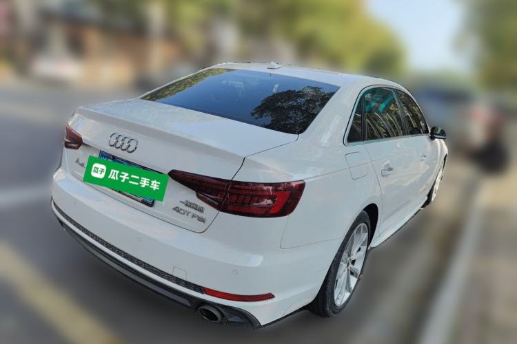 Used Audi A4L 2018 30th Anniversary Edition 40 TFSI Fashion Model Rear Right 45 Deg