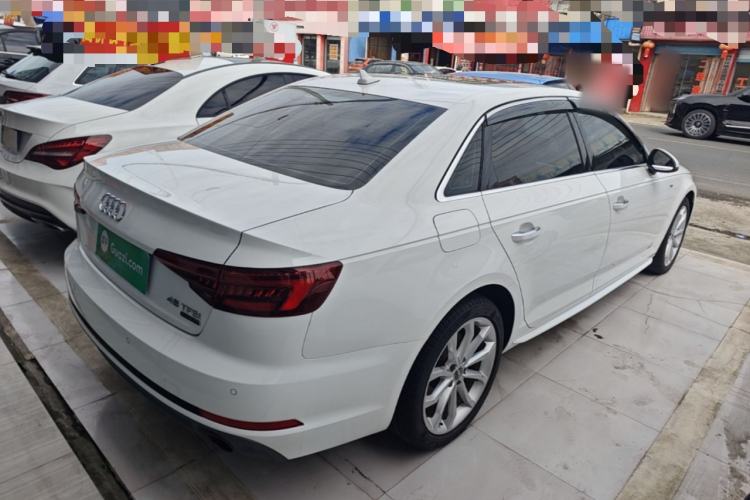 Used Audi A4L 2018 30th Anniversary Edition 40 TFSI Fashion Model Rear Right 45 Deg