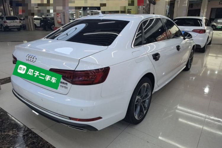 Used Audi A4L 2018 30th Anniversary Edition 40 TFSI Fashion Model Rear Right 45 Deg
