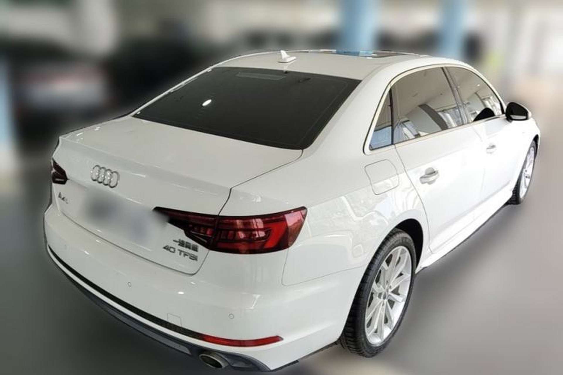 Used Audi A4L 2018 30th Anniversary Edition 40 TFSI Fashion Model Rear Right 45 Deg