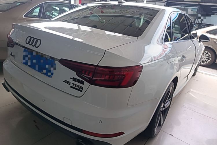 Used Audi A4L 2018 30th Anniversary Edition 40 TFSI Fashion Model Rear Right 45 Deg