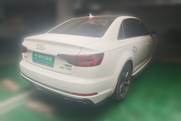 Used Audi A4L 2018 30th Anniversary Edition 40 TFSI Fashion Model Rear Right 45 Deg