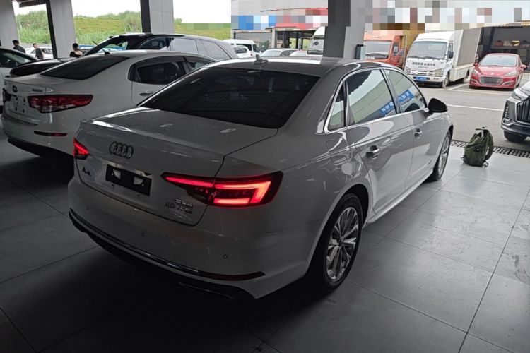 Used Audi A4L 2018 30th Anniversary Edition 40 TFSI Trendy Model Rear Right 45 Deg