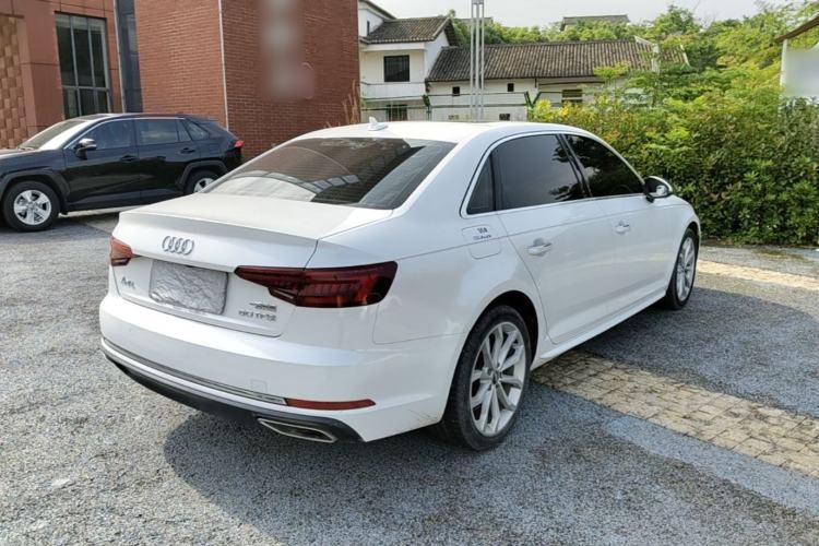 Used Audi A4L 2018 30th Anniversary Edition 40 TFSI Trendy Model Rear Right 45 Deg