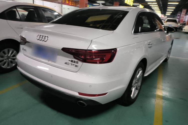 Used Audi A4L 2018 30th Anniversary Edition 40 TFSI Trendy Model Rear Right 45 Deg