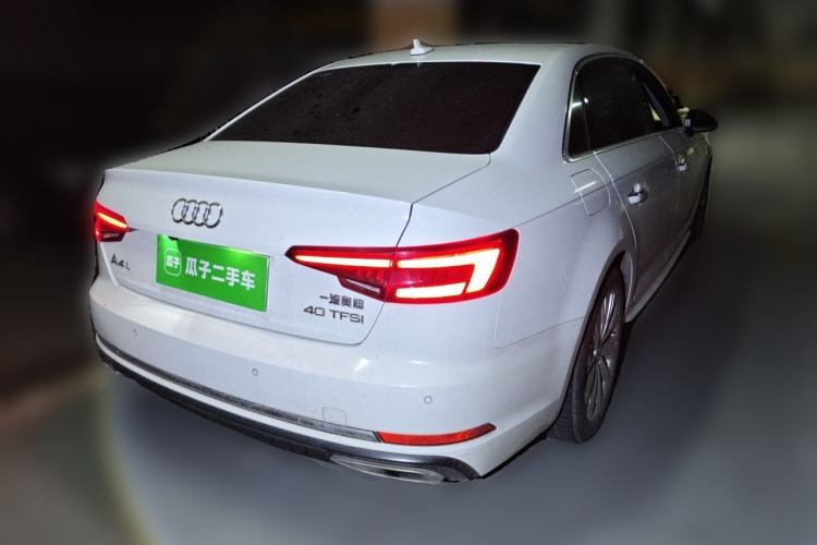 Used Audi A4L 2018 30th Anniversary Edition 40 TFSI Trendy Model Rear Right 45 Deg