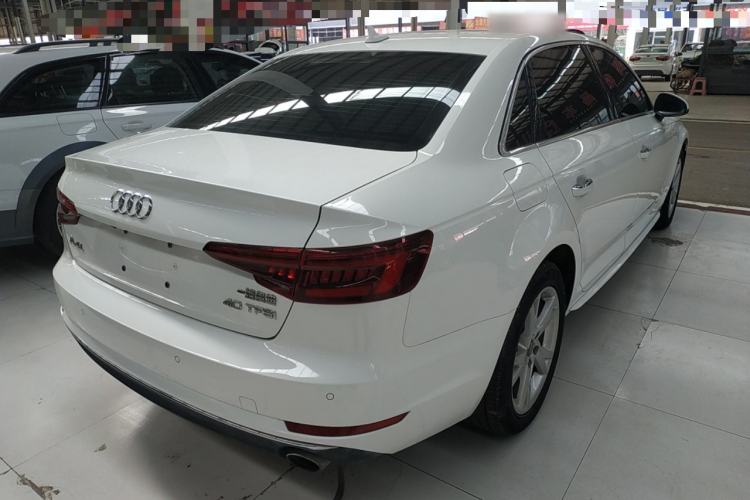Used Audi A4L 2018 30th Anniversary Edition 40 TFSI Trendy Model Rear Right 45 Deg