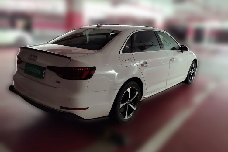 Used Audi A4L 2018 30th Anniversary Edition 40 TFSI Trendy Model Rear Right 45 Deg
