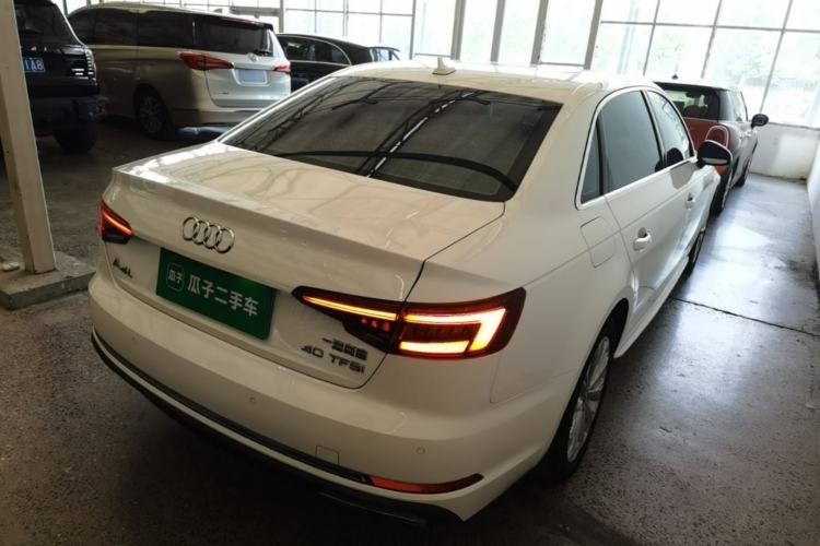 Used Audi A4L 2018 30th Anniversary Edition 40 TFSI Trendy Model Rear Right 45 Deg