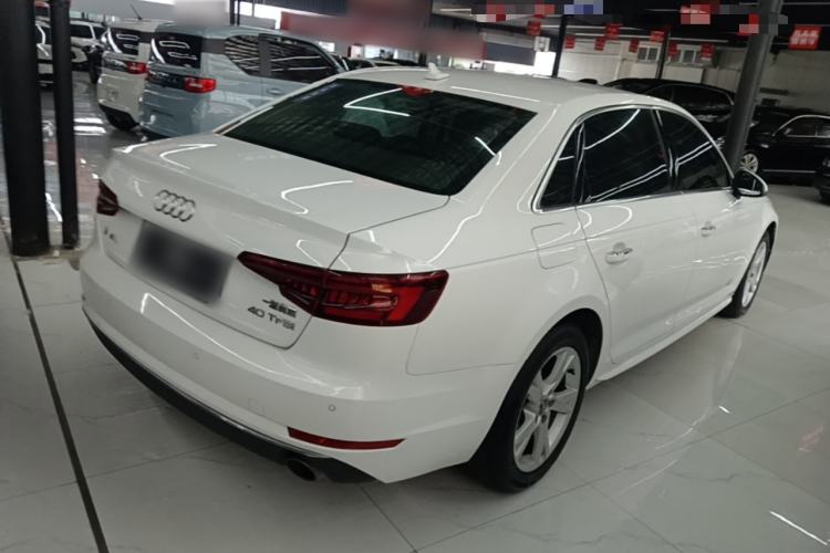 Used Audi A4L 2018 30th Anniversary Edition 40 TFSI Trendy Model Rear Right 45 Deg