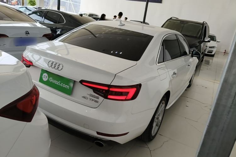 Used Audi A4L 2018 30th Anniversary Edition 40 TFSI Trendy Model Rear Right 45 Deg