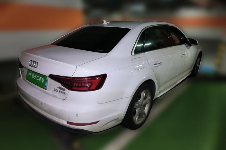 Used Audi A4L 2018 30th Anniversary Edition 30 TFSI Ambition Model Rear Right 45 Deg