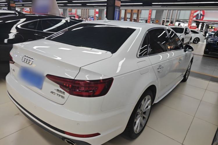 Used Audi A4L 2018 30th Anniversary Edition 40 TFSI Fashion Model Rear Right 45 Deg