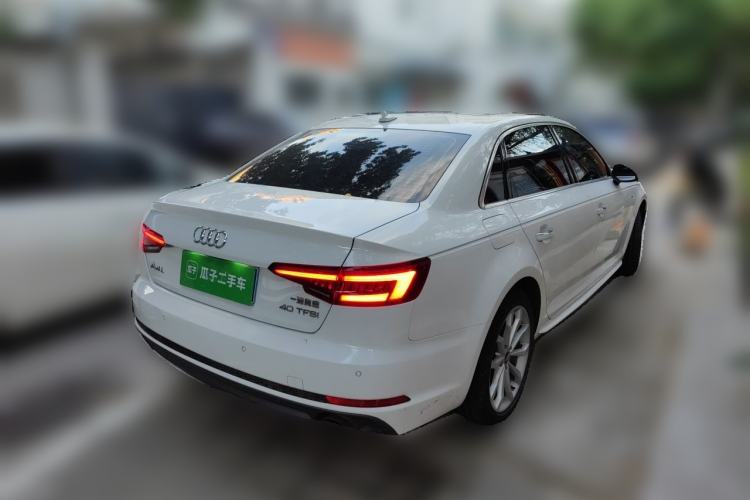 Used Audi A4L 2018 30th Anniversary Edition 40 TFSI Fashion Model Rear Right 45 Deg