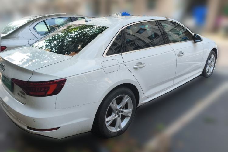 Used Audi A4L 2018 30th Anniversary Edition 40 TFSI Trendy Model Rear Right 45 Deg