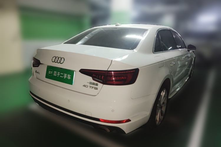 Used Audi A4L 2018 30th Anniversary Edition 40 TFSI Fashion Model Rear Right 45 Deg