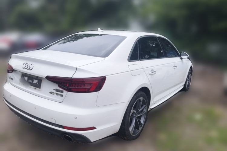 Used Audi A4L 2018 30th Anniversary Edition 40 TFSI Fashion Model Rear Right 45 Deg