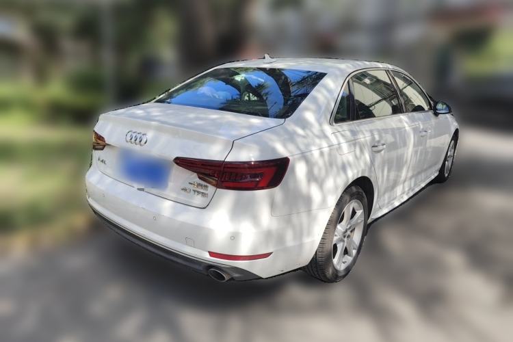 Used Audi A4L 2018 30th Anniversary Edition 40 TFSI Trendy Model Rear Right 45 Deg
