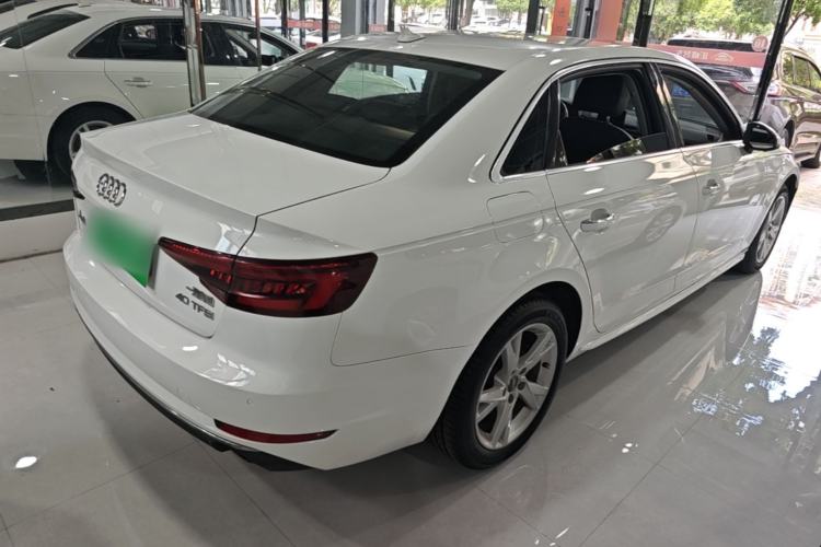 Used Audi A4L 2018 30th Anniversary Edition 40 TFSI Trendy Model Rear Right 45 Deg