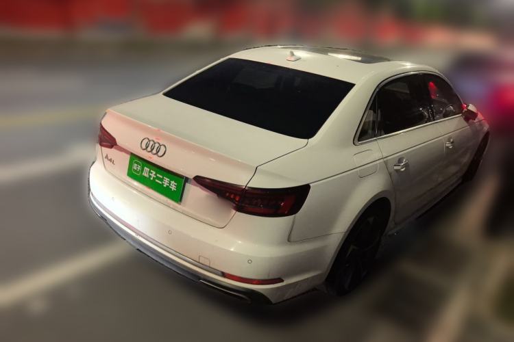 Used Audi A4L 2018 30th Anniversary Edition 40 TFSI Trendy Model Rear Right 45 Deg