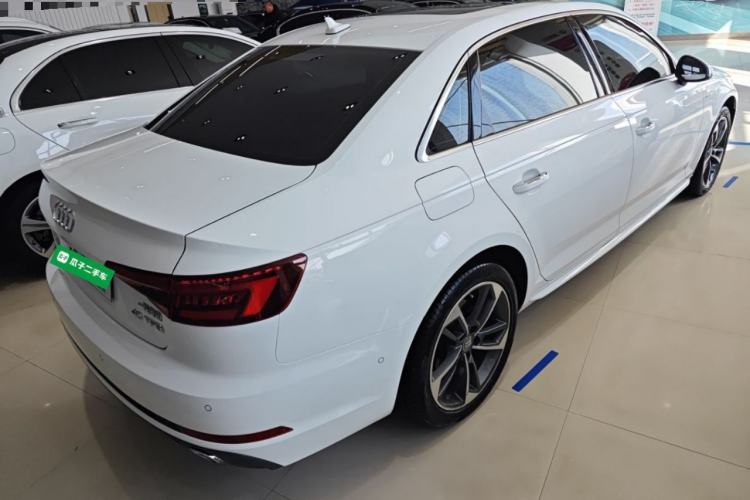 Used Audi A4L 2018 30th Anniversary Edition 40 TFSI Sport Edition Rear Right 45 Deg