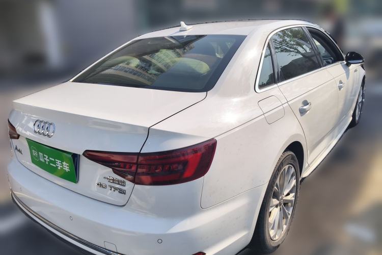 Used Audi A4L 2018 30th Anniversary Edition 40 TFSI Trendy Model Rear Right 45 Deg