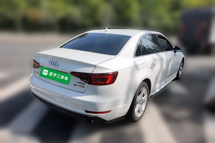Used Audi A4L 2018 30th Anniversary Edition 40 TFSI Trendy Model Rear Right 45 Deg