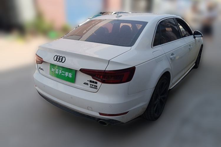 Used Audi A4L 2018 30th Anniversary Edition 40 TFSI Trendy Model Rear Right 45 Deg