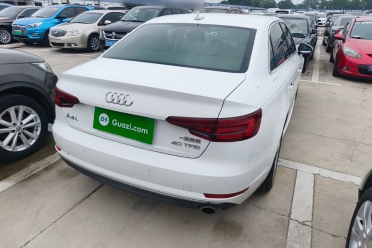 Used Audi A4L 2018 30th Anniversary Edition 40 TFSI Trendy Model Rear Right 45 Deg