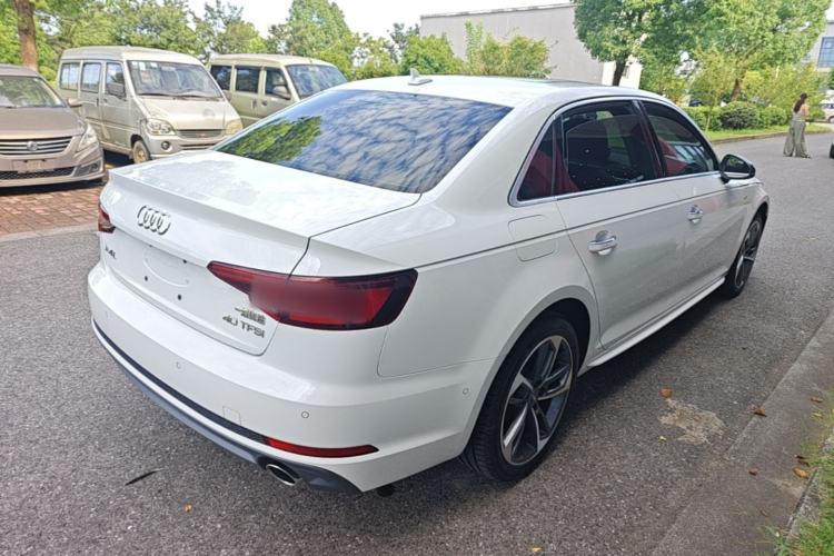 Used Audi A4L 2018 30th Anniversary Edition 40 TFSI Sport Edition Rear Right 45 Deg