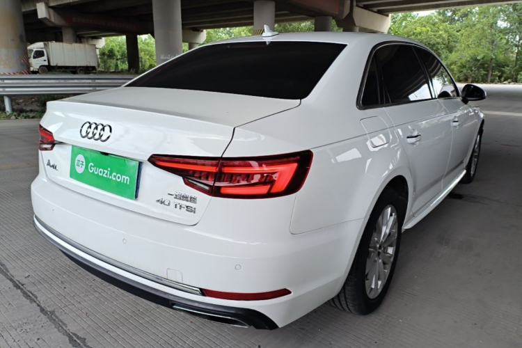 Used Audi A4L 2018 30th Anniversary Edition 40 TFSI Trendy Model Rear Right 45 Deg