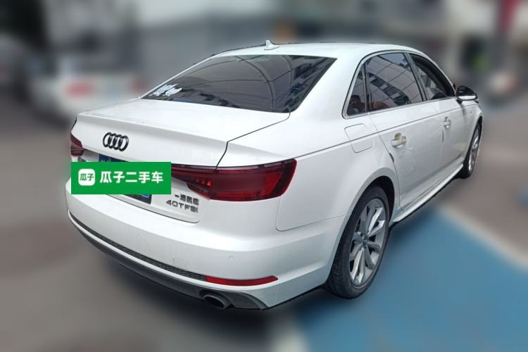 Used Audi A4L 2018 30th Anniversary Edition 40 TFSI Trendy Model Rear Right 45 Deg