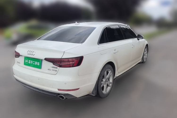 Used Audi A4L 2018 30th Anniversary Edition 40 TFSI Trendy Model Rear Right 45 Deg