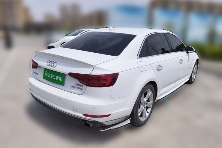 Used Audi A4L 2018 30th Anniversary Edition 40 TFSI Trendy Model Rear Right 45 Deg