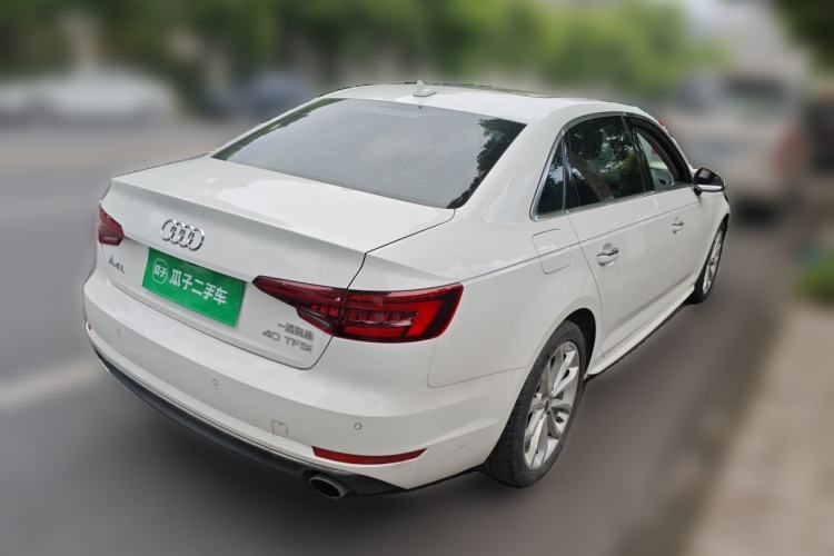 Used Audi A4L 2018 30th Anniversary Edition 40 TFSI Trendy Model Rear Right 45 Deg