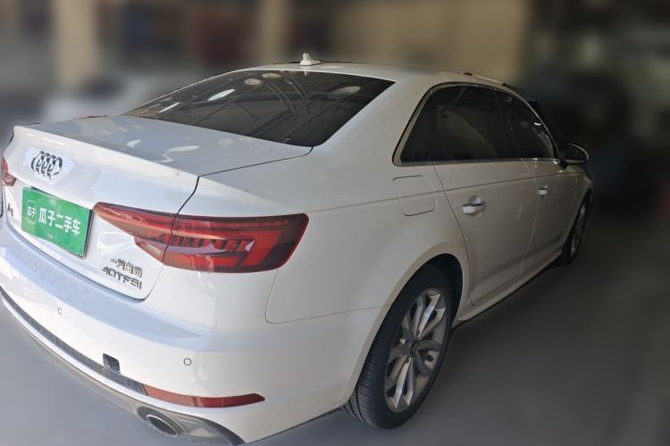Used Audi A4L 2018 30th Anniversary Edition 40 TFSI Sport Edition Rear Right 45 Deg