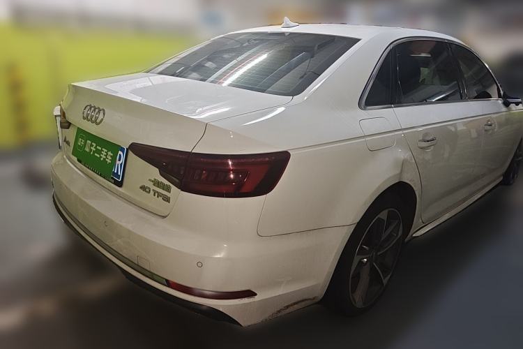 Used Audi A4L 2018 30th Anniversary Edition 40 TFSI Fashion Model Rear Right 45 Deg
