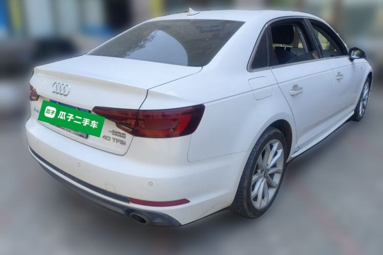 Used Audi A4L 2018 30th Anniversary Edition 40 TFSI Fashion Model Rear Right 45 Deg