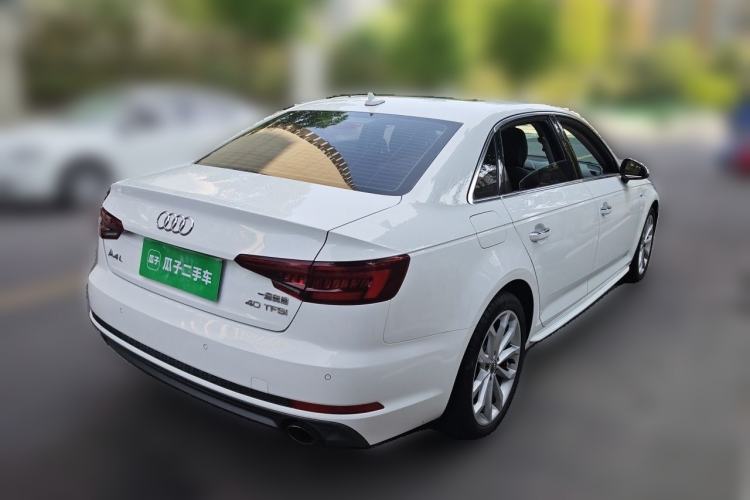 Used Audi A4L 2018 30th Anniversary Edition 40 TFSI Fashion Model Rear Right 45 Deg