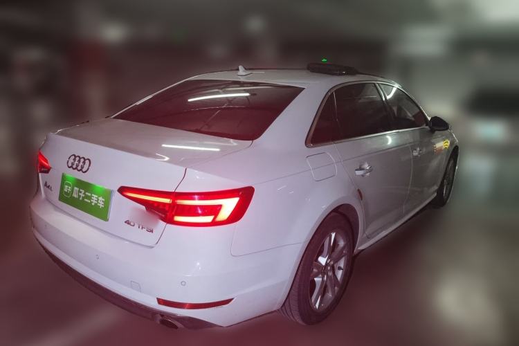 Used Audi A4L 2018 30th Anniversary Edition 40 TFSI Trendy Model Rear Right 45 Deg
