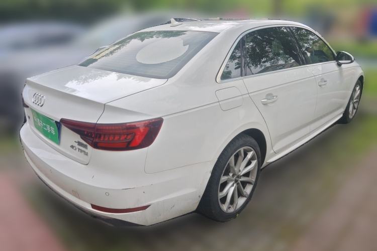Used Audi A4L 2018 30th Anniversary Edition 40 TFSI Trendy Model Rear Right 45 Deg